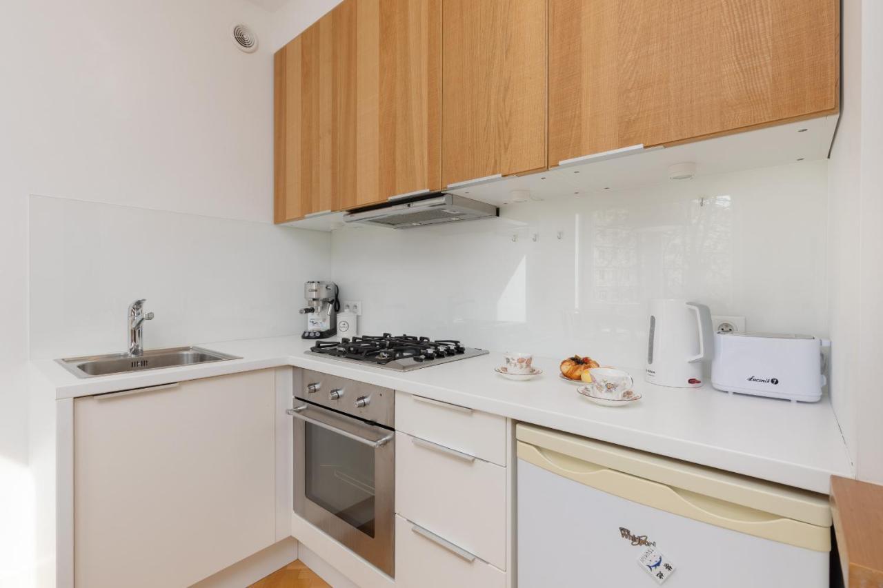Koszykowa Sunny Studio By Noclegi Renters ワルシャワ エクステリア 写真